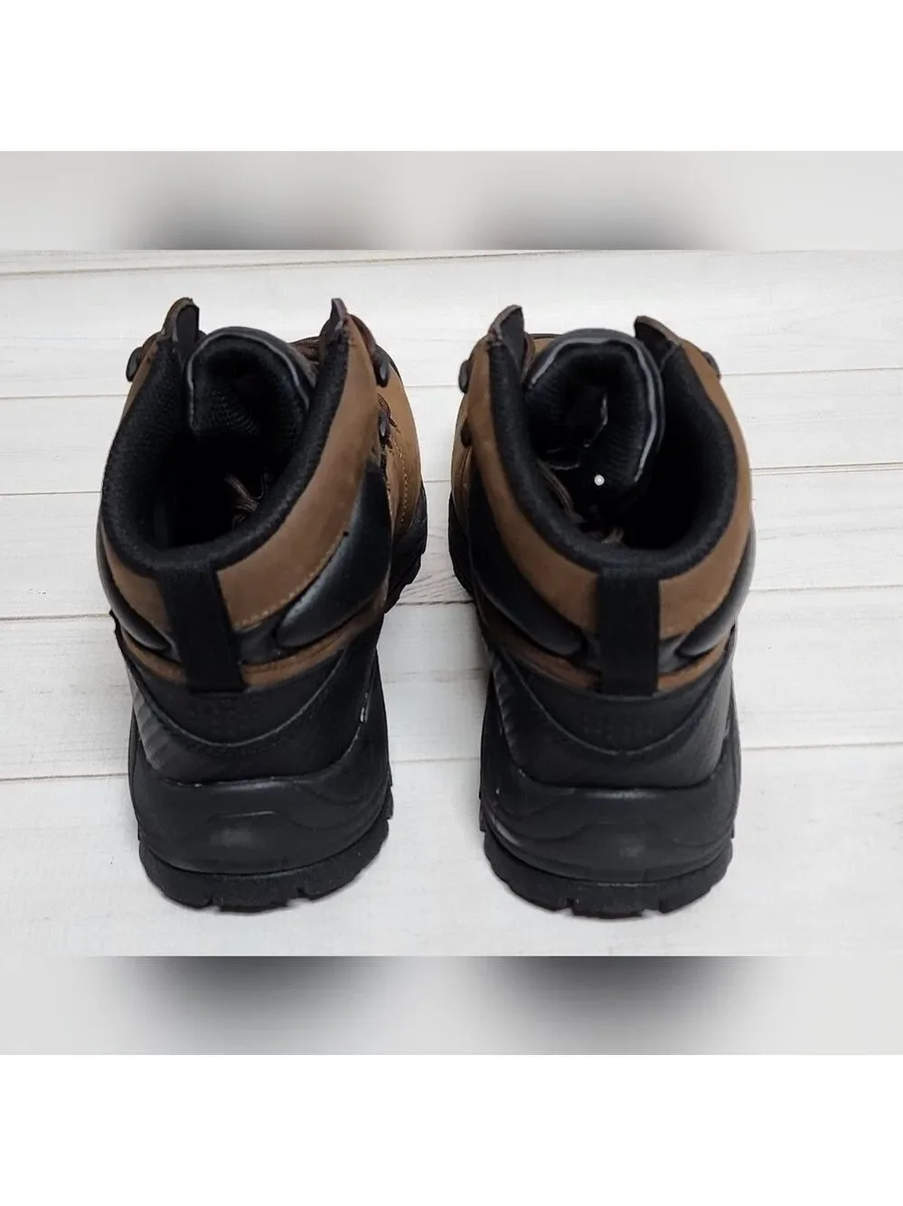ITSS Trugard B300B Safety Toe Work Boot in Brown Size 8 Wide - New In Box